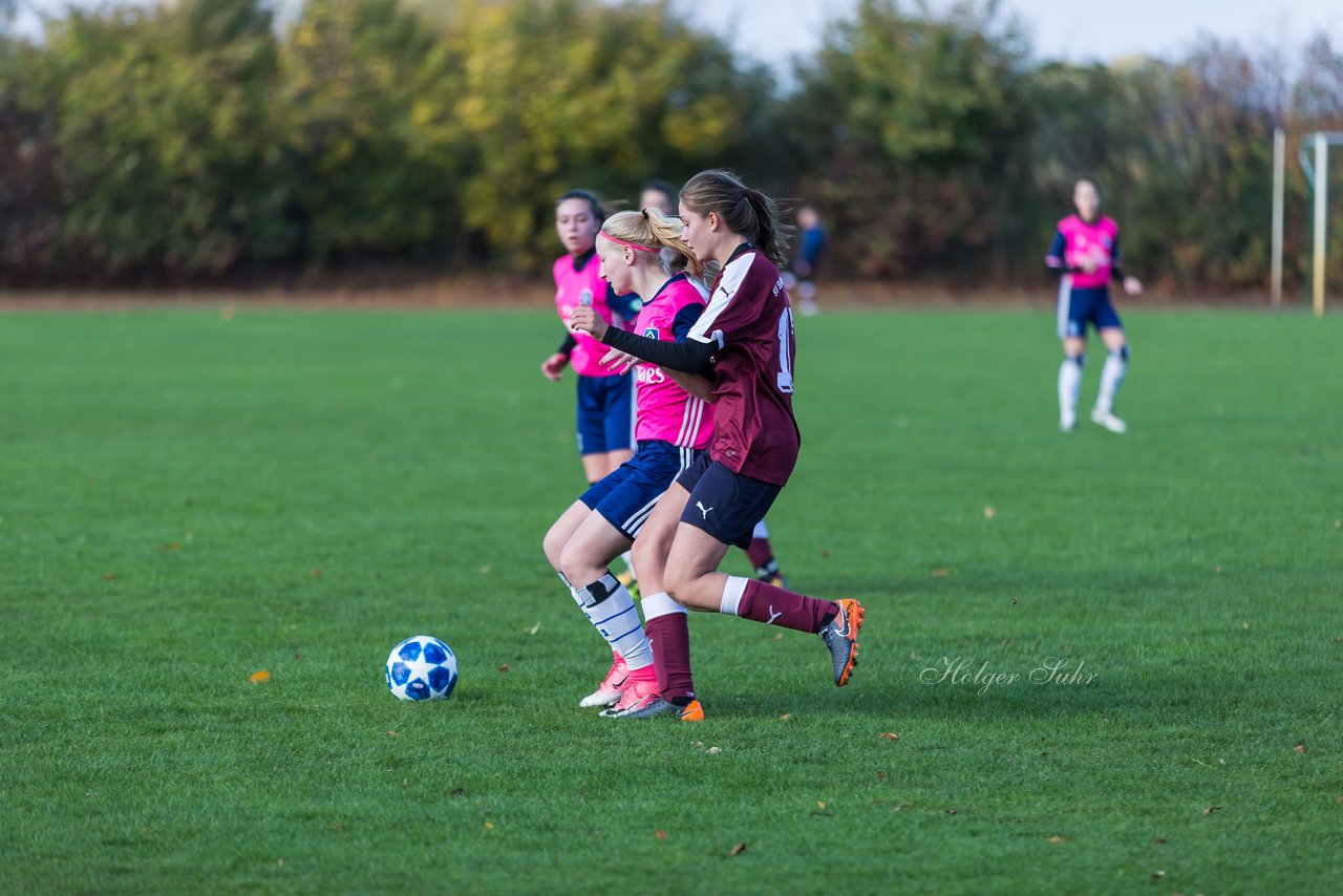 Bild 108 - B-Juniorinnen Halstenbek-Rellingen - Hamburger SV 2 : Ergebnis: 3:8